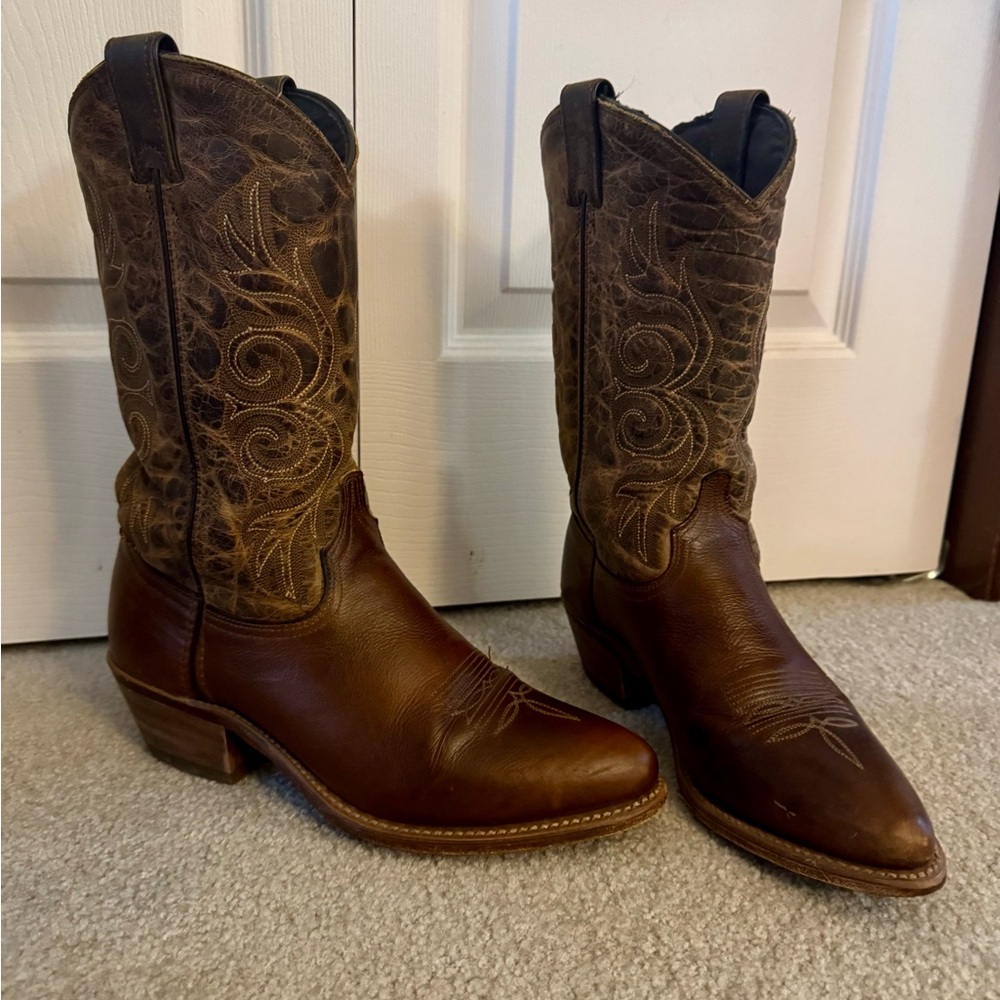 Classic Brown Leather Cowboy Boots - Women’s